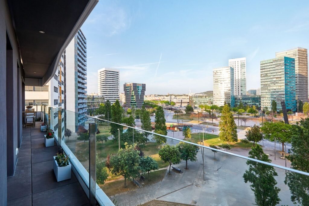Balcón proyecto Plaza Europa - Selarom | Sebastián Bayona