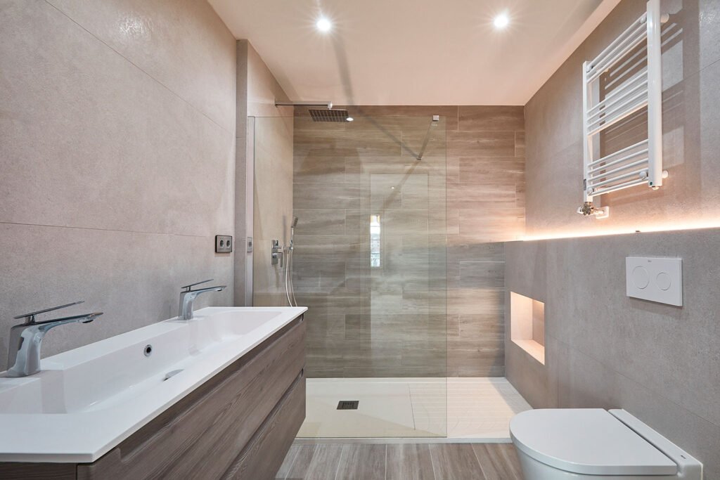 Baño suite Igualada - Selarom