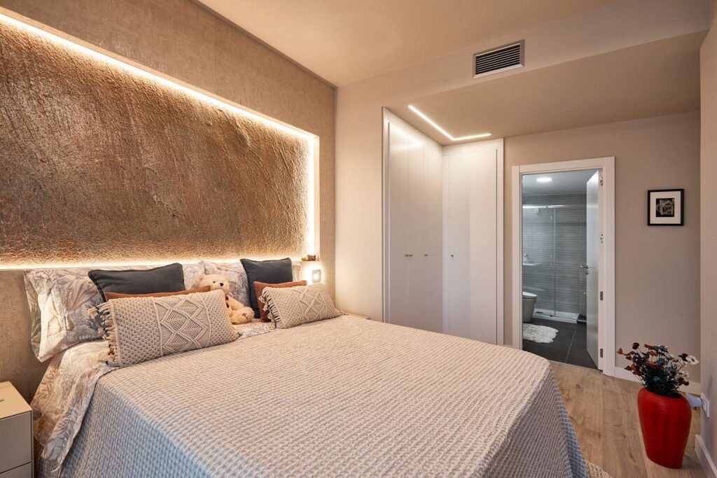 Dormitorio principal proyecto Plaza Europa - Selarom | Sebastián Bayona